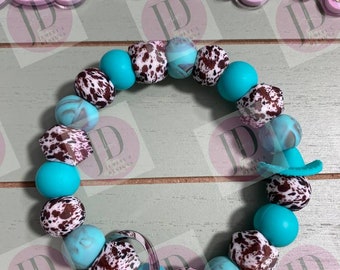 Beaded Bangle Cowboy hat turquoise and brown cow print Keychain/beaded Bangle for her/teal cowboy wristlet/bangle turquoise bracelet