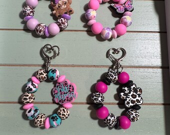 Beaded mini keychain, choice of design picture/ fur mama keychain/ paw print keychain/ highland cow or butterfly keychain.  Heart shaped cli