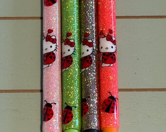 Kitty ladybug glitter pen/ glitter cat pen/ white cat glitter pen/ ladybug glitter pen/ kitty glitter pen/ /gift for her/ gift for mom