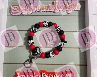 Beaded Bangle Cowboy hat black& red Keychain/beaded Bangle for her/black and red cowboy wristlet Bangle bracelet