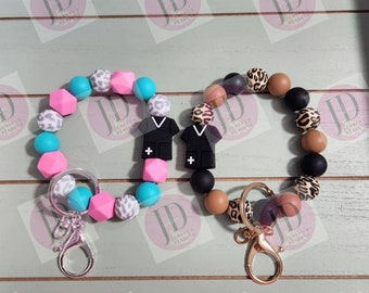 Stretchy/Elastic scrubs Beaded Bangle black & brown or pink leopard print Elastic scrubs Keychain/beaded Bangle for her/leopard stretchy