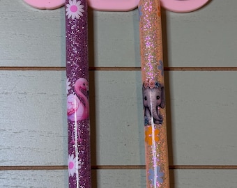 Flamingo or Elephant glitter pen, peach elephant glitter pen with lots of sparkle.  Pink flamingo & daisy glitter pen