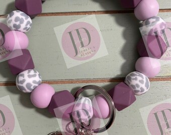 Beaded Bangle Grey leopard & lavender Keychain/beaded leopard print Grey leopard and purple Keychain beaded Keychain