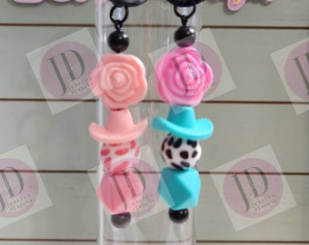 Adorable cowboy hat & flower beaded Keychain BAR/beaded mini Keychain BAR and flower/cowboy hat beaded dangle Keychain