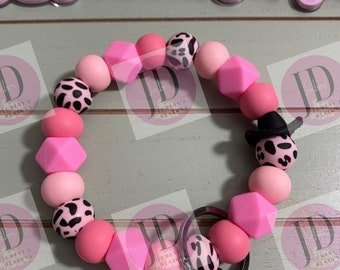 Beaded Bangle Cowboy hat  pink cow print Keychain/beaded Bangle for her/pink cowboy wristlet/bangle cow wristlet bracelet