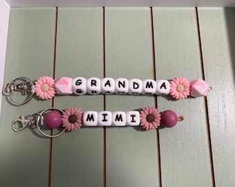 Ready to Ship Adorable Sunflower beaded Grandma or Mimi Keychain/beaded Keychain & Sunflower dangle Keychain