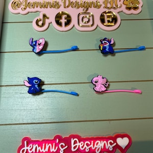 Straw topper Pink or blue alien design Straw tip cover compatible with most standard straw’s including Stanley