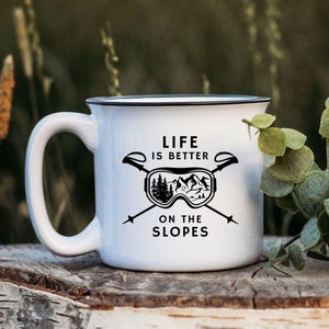 On the Slopes White Ceramic Campfire Coffee Mug