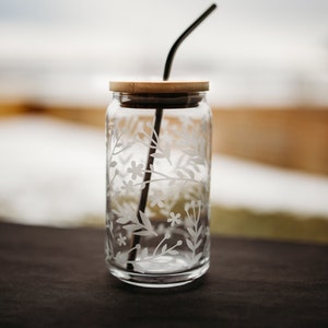 Iced coffee can with lid and straw, beer can glass, soda can glass, floral wrapped coffee glass, etched coffee glass, etched beer can glass