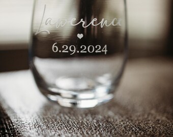 Etched Stemless Wine Glass, etched wedding wine glass, Gifts for Her, Personalized Wine Glass, Personalized wedding Gift, Bride wine