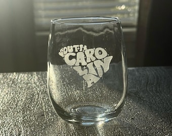 State South Carolina Etched Wine Glass - etched wine glass - etched state wine glass - personalized wine glass - South Carolina wine glass