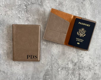 Personalized passport holder, Leather passport holder, Personalized Travel, Personalized Gifts, Groomsman gift, personalized passport cover