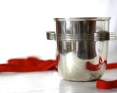French vintage ice bucket. French vintage champagne bucket . Silver metal. Seau à glace. Vintage ice bucket.