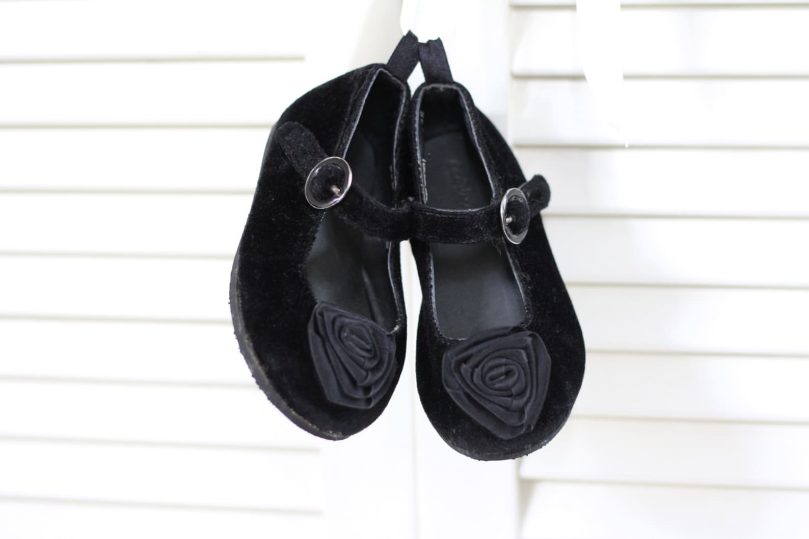 adorable. french baby shoes. baby girl moccasins. baby shoes. baby ballet shoes, baby girl shoes, baby maryjanes, baby sandals.