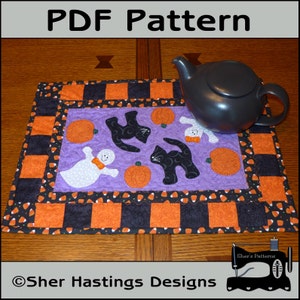 PDF Pattern for Halloween Table Runner, Halloween Quilted Wall Hanging Pattern, Halloween Quilt Pattern, Sewing Pattern, Tutorial, DIY