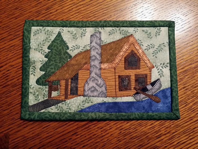 PDF Pattern for Lakeside Cabin Mug Rug, Cabin Mug Rug Pattern, Vacation Mini Quilt Pattern, Cabin Applique Sewing Pattern, Tutorial, DIY image 3