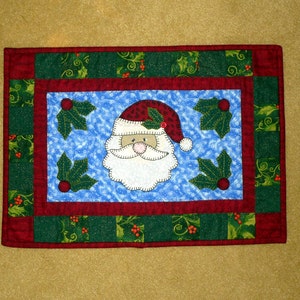 PDF Pattern Santa Table Runner, Christmas Table Runner, Christmas Table Topper Pattern, Santa Quilt Pattern, Sewing Pattern, Tutorial, DIY image 2