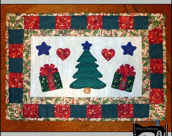 PDF Pattern for Christmas Tree Table Runner, Christmas Table Topper Pattern, Christmas Quilt Pattern, Sewing Pattern, Tutorial, DIY