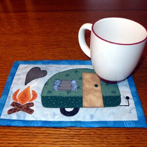 PDF Pattern for Camping Mug Rug, Camper Mug Rug Pattern, Vintage Camper Mini Quilt Pattern, Sewing Pattern, Tutorial, DIY image 2