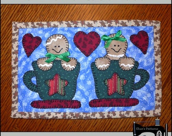 PDF Pattern for Hiding Gingerbread Couple Mug Rug Pattern, Christmas Mug Rug Pattern, Gingerbread Applique Pattern - Sewing Pattern, DIY