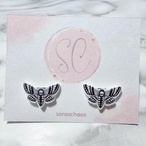 Death&#39;s Head Moth Stud Earrings Hypoallergenic Gothic Witchy Earrings Dead Head Moth Skull Moth Earrings Goth Jewelry Creepy Accessory