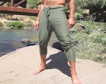 Men's bamboo sage green athleisure yoga goucho lounge beach resort surf  jogger capri pants with drawstring