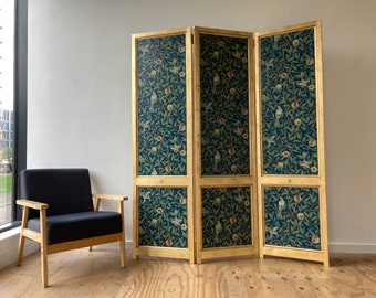William Morris Wallpaper Room Divider Folding Screen | Handmade wooden Decorative Vintage Partition Furniture - DOILLON #BPBS