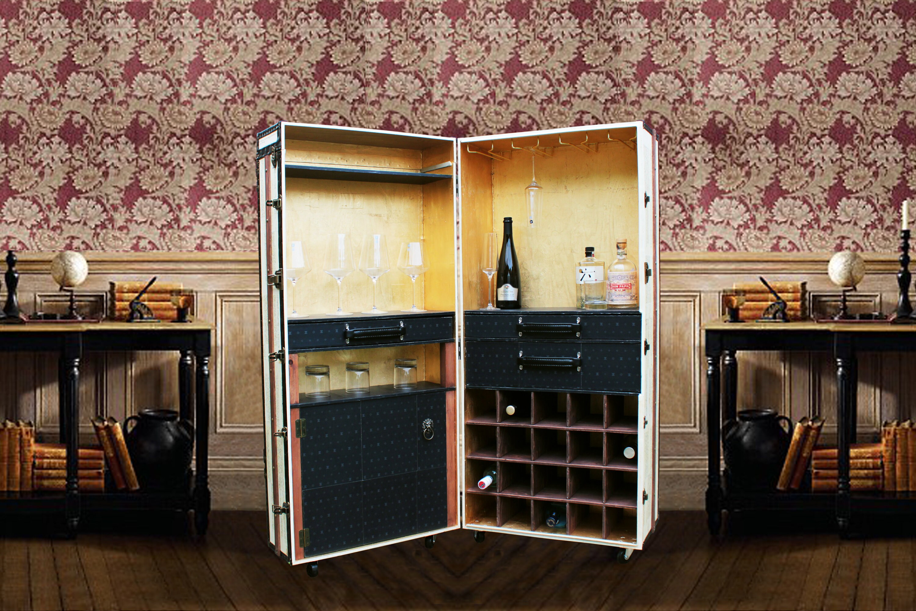 Unique Liquor Wine or Cocktail Cabinet Steamer Trunk Furniture 