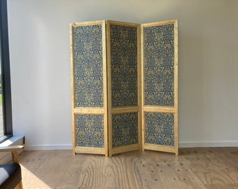 William Morris Wallpaper Room Divider Folding Screen | Handmade wooden Decorative Vintage Partition Furniture - DOILLON #SNIC