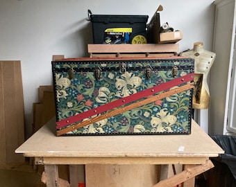 William Morris Wallpaper Steamer Trunk | Handmade Storage Coffee Table | Kids Toy Chest _ Sinatra GLIN