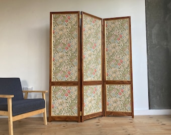 William Morris Raumteiler mit Tapete | Handgefertigte Trennwand im Vintage-Stil | Massivholzmöbel aus Kiefernholz _ Doillon GLGR