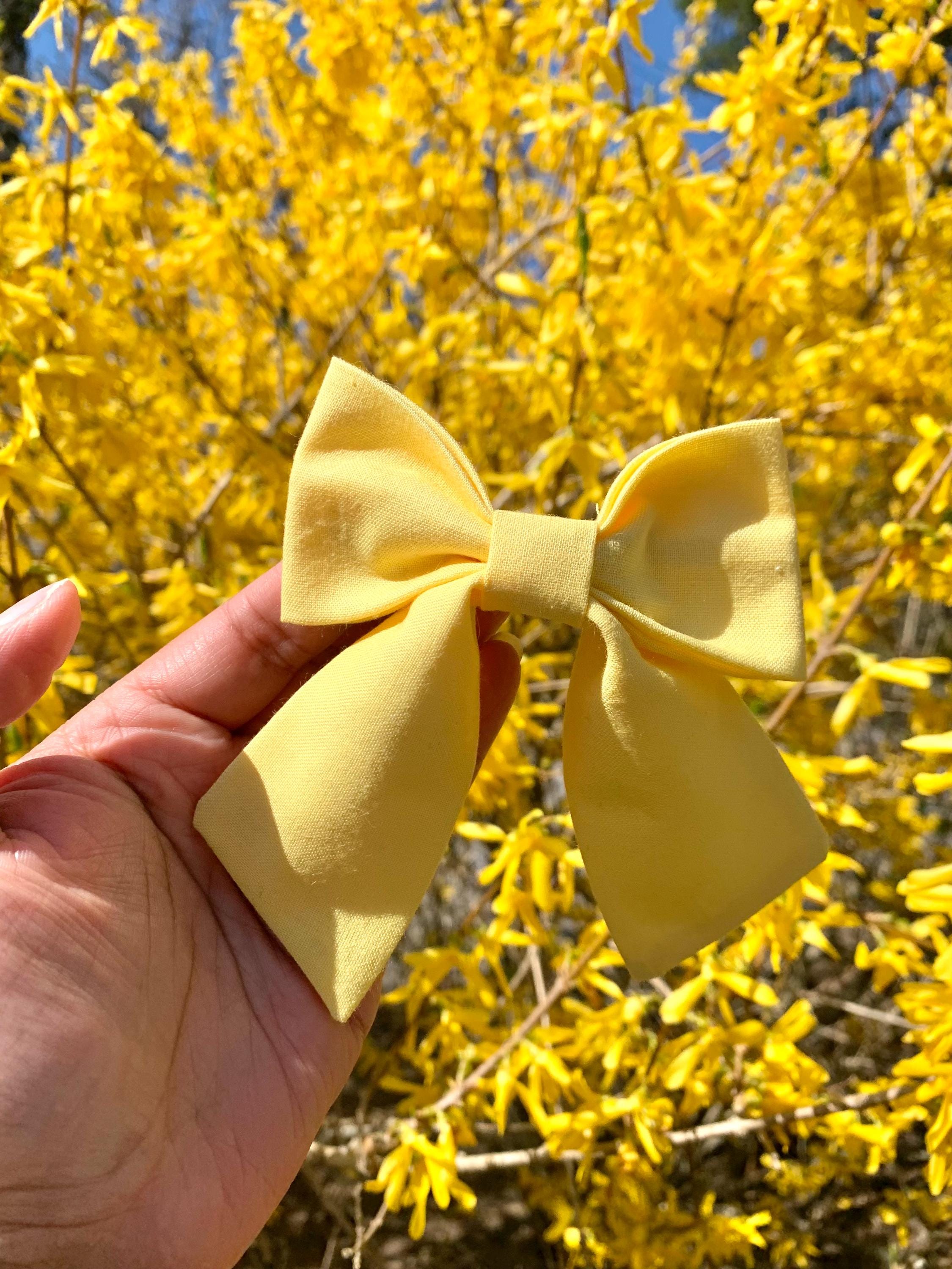 Daffodil Yellow floral print hairbows - Thumbnail 3