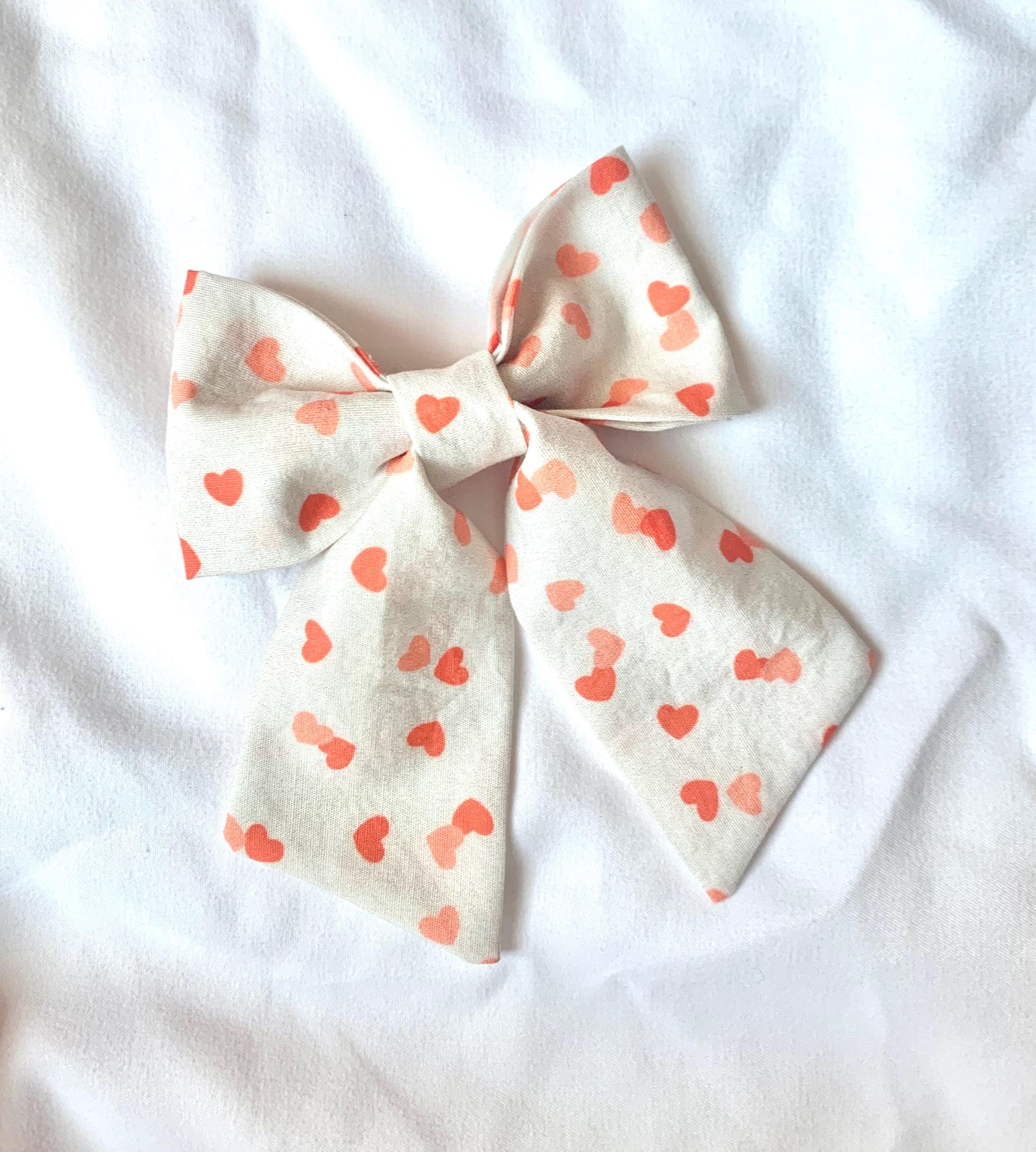 Red Rose Valentine’s Day confetti heart hair bow - Thumbnail 5