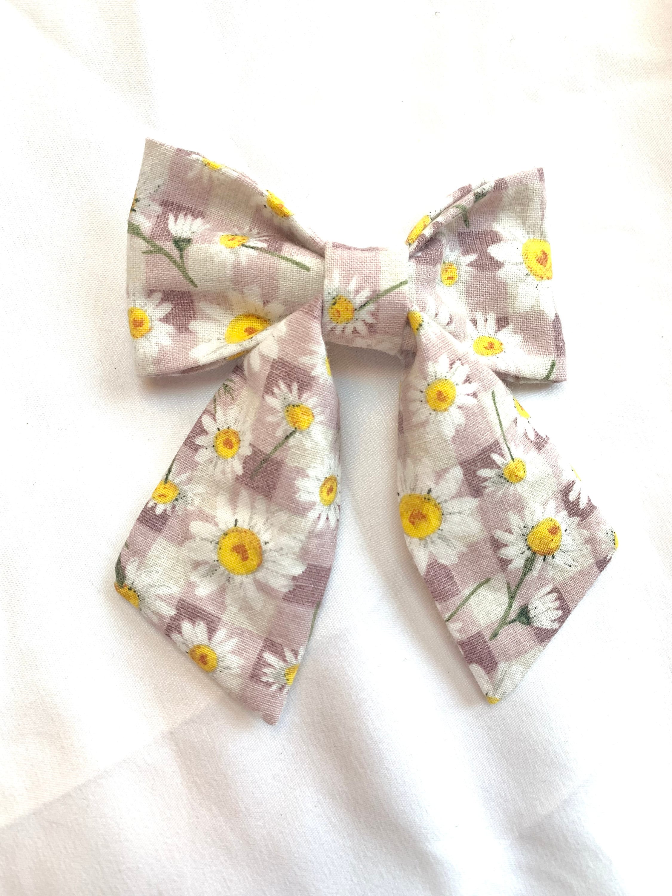 Springtime bee and gingham Medium Sailor bows - Thumbnail 6