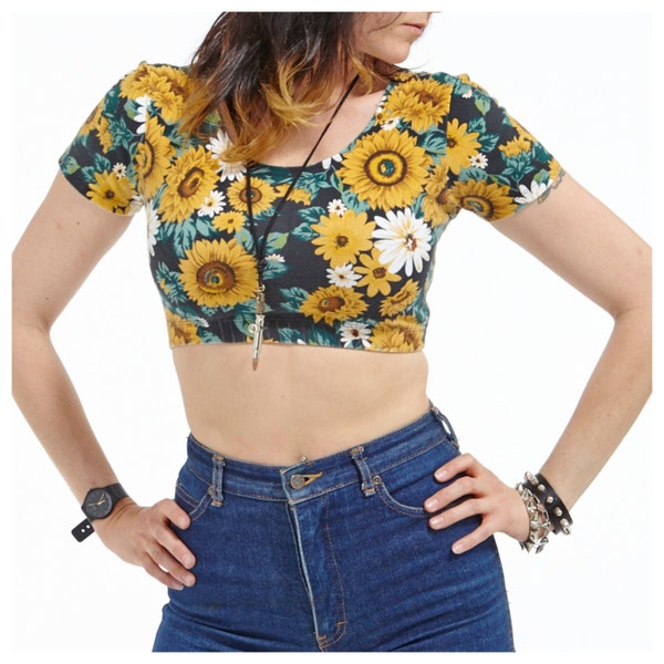 Vtg 90s GRUNGE floral Sunflower CROP TOP shirt stretch Novelty hippie festival boho club kid retro