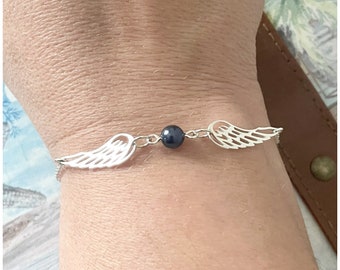 Zilveren engel armband met parel - vleugel armband - engel vleugel armband met grijze Swarovski parel - afstudeercadeau - aanmoedigingscadeau