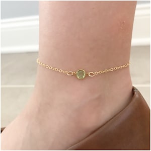 Swarovski Flat Crystal Anklet - Dainty Ankle Bracelet - 14k Gold Filled Anklet with Round Stone - Simple Foot Jewelry - Multi Color Handmade