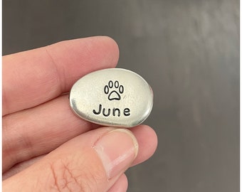 Handmade Pet Name Pocket Pebble - Personalized Memorial Cat Token - Custom Dog Stone With Stamped Name - Customized Remembrance Pocket Charm