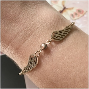 Gold Angel Bracelet with Pearl - Wing Bracelet with Custom Pearl - Gold Fill Angel Wing Bracelet with Swarovski Pearl - Valentine&#39;s Day Gift