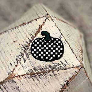 Black/White Checked Pumpkin with Green Stem Silicone Focal Bead Fall Halloween