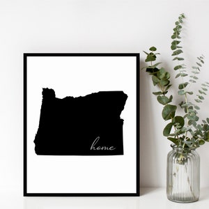 Oregon Home Sign, Oregon Outline Print, Oregon State Sign, Modern Home Decor, Housewarming Gift, Digital Download, Print & Frame