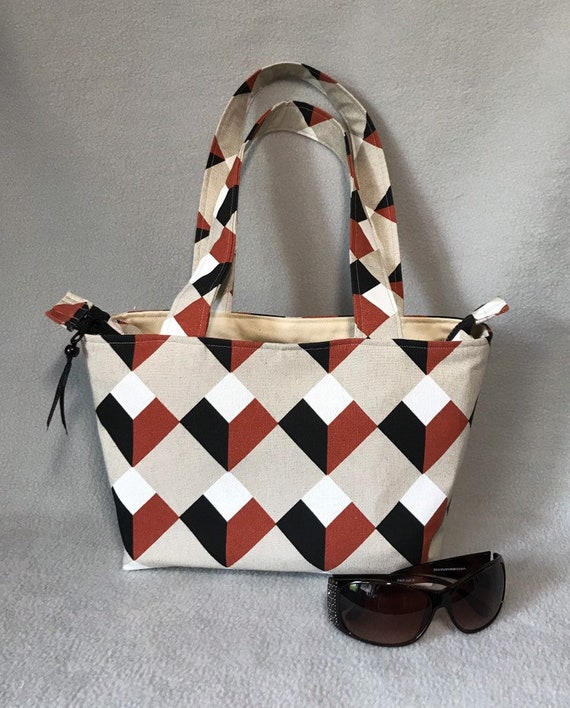 Geometric print zipped tote bag cream lined with inner | Etsy