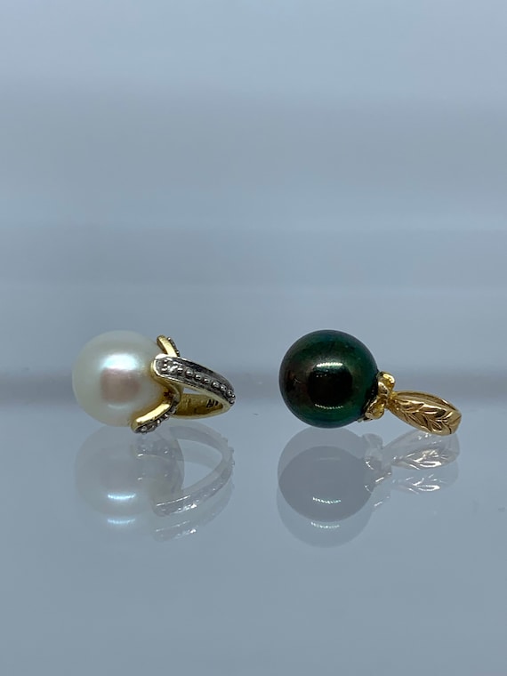 14k cultured pearl pendants black/white