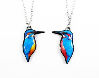 Handmade Kingfisher Bird Necklace: Nature-Inspired Jewelry