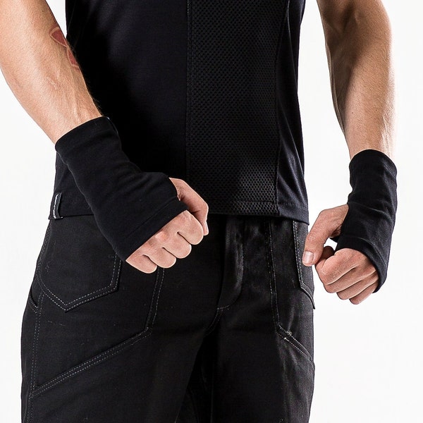 Black fingerless mitten, arm warmers  - WRW black