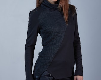 Black asymmetrical sweater with high neck - AB women