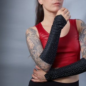 Futuristic arm bracers, medieval gauntlets  - GAU-Lo