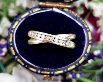 Vintage 9ct White Gold Diamond Crossover Half Eternity Wedding Band Ring / Size M or 6.5