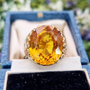 Vintage 1968 9ct Yellow Gold Huge Yellow Orange Sapphire Statement Solitaire Ring / Size R or 9