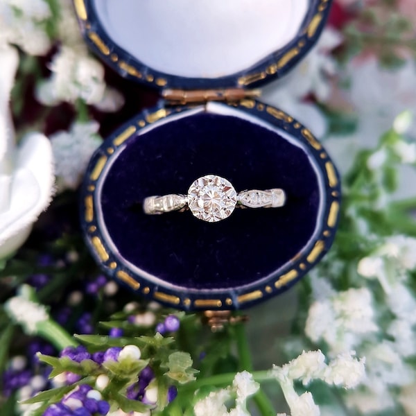 Antique 1950's 18ct Gold & Platinum Diamond Star Solitaire Engagement Ring / Size L 1/2 or 6.25